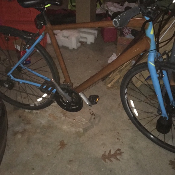 Bike - Picture 3 of 5